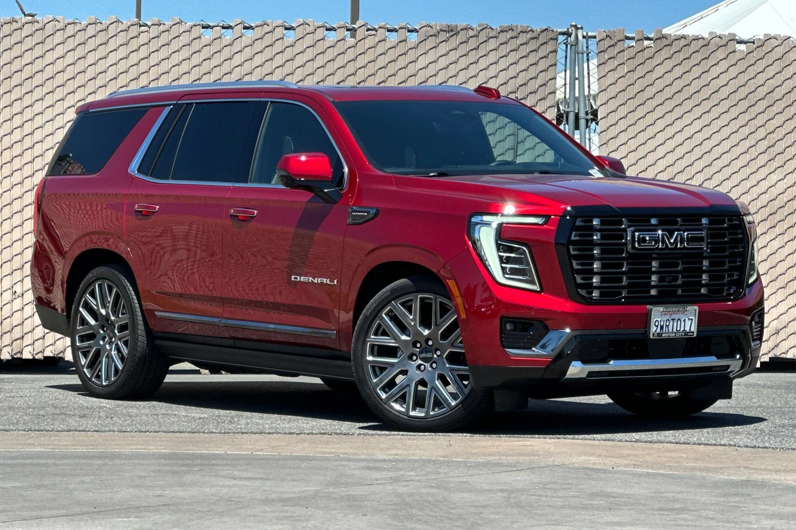 Certified 2026 GMC Yukon Denali Ultimate AWD/4WD image 2