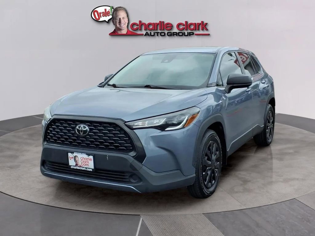 Used 2022 Toyota Corolla Cross L FWD image 1