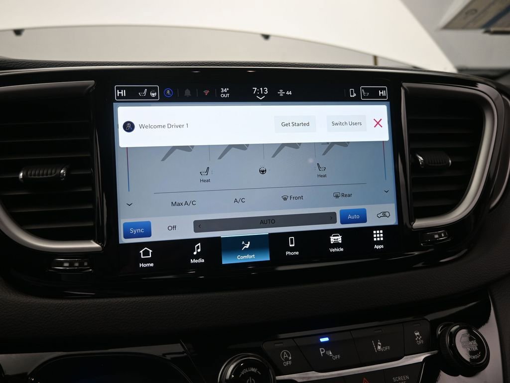 New 2026 Chrysler Voyager LX FWD image 34