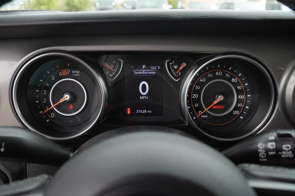 Certified 2022 Jeep Wrangler Sport AWD/4WD image 21