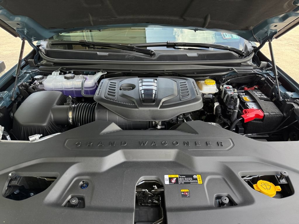 New 2026 Jeep Grand Wagoneer Limited AWD/4WD image 9