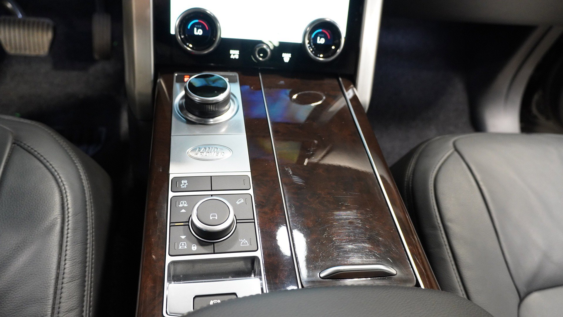 Used 2022 Land Rover Range Rover image 38