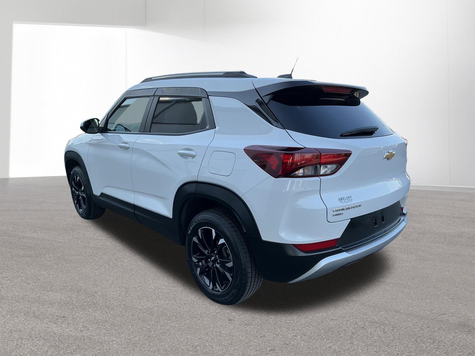 Used 2023 Chevrolet TrailBlazer LT w/ Convenience Package image 16