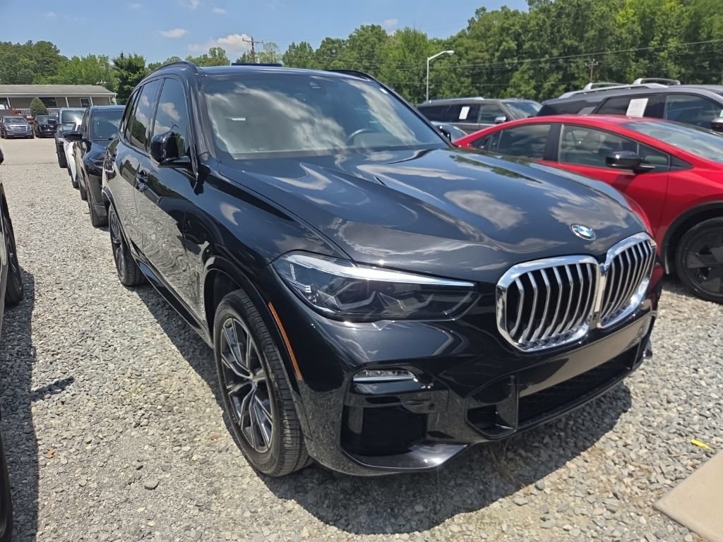 Used 2020 BMW X5 sDrive40i w/ M Sport Package RWD image 2