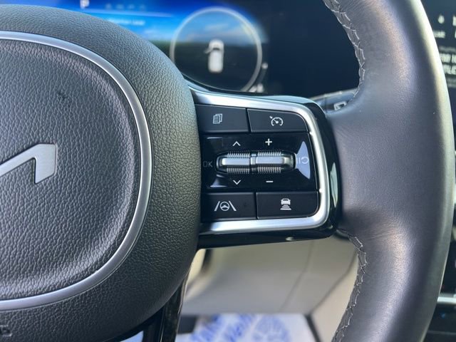 Certified 2024 Kia Carnival SX Prestige image 16