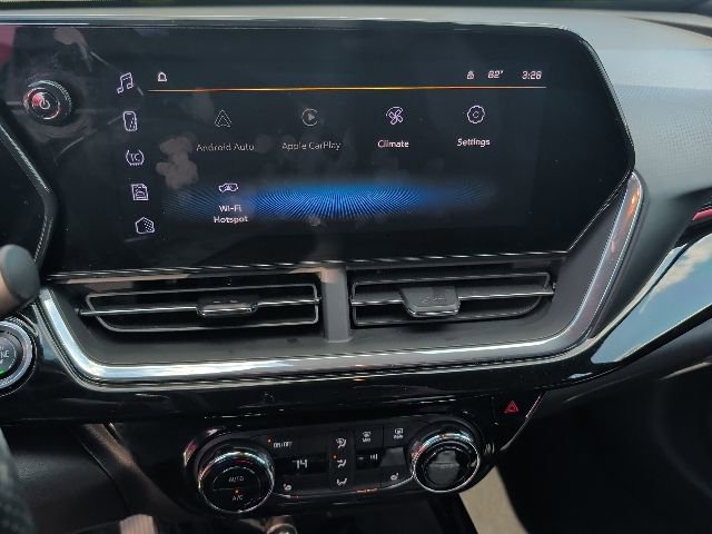 Used 2024 Chevrolet Trax RS w/ Driver Confidence Package FWD image 9