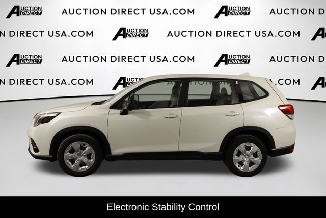 Used 2023 Subaru Forester AWD/4WD image 5