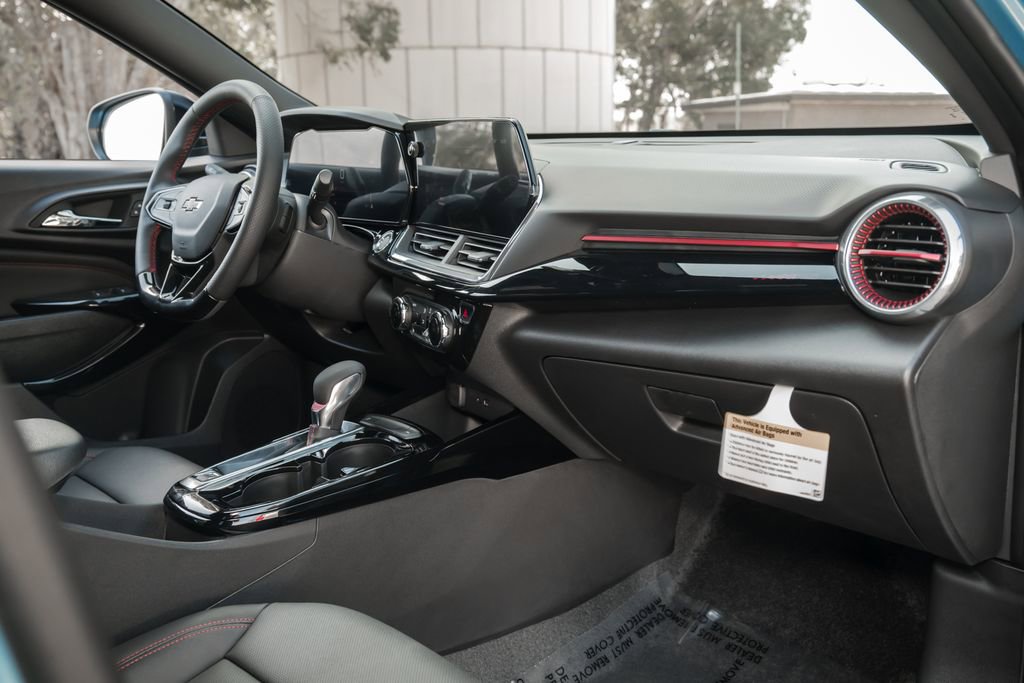 New 2026 Chevrolet Trax RS w/ Driver Confidence Package FWD image 36