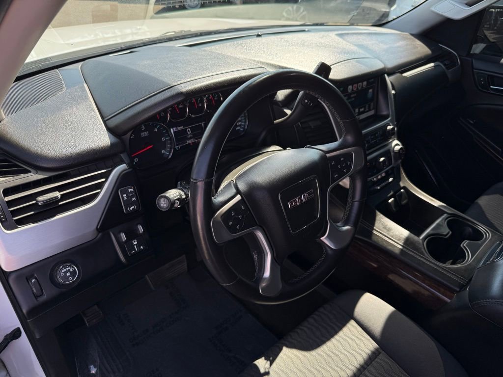 Used 2017 GMC Yukon SLE w/ SLE Value Package RWD image 16