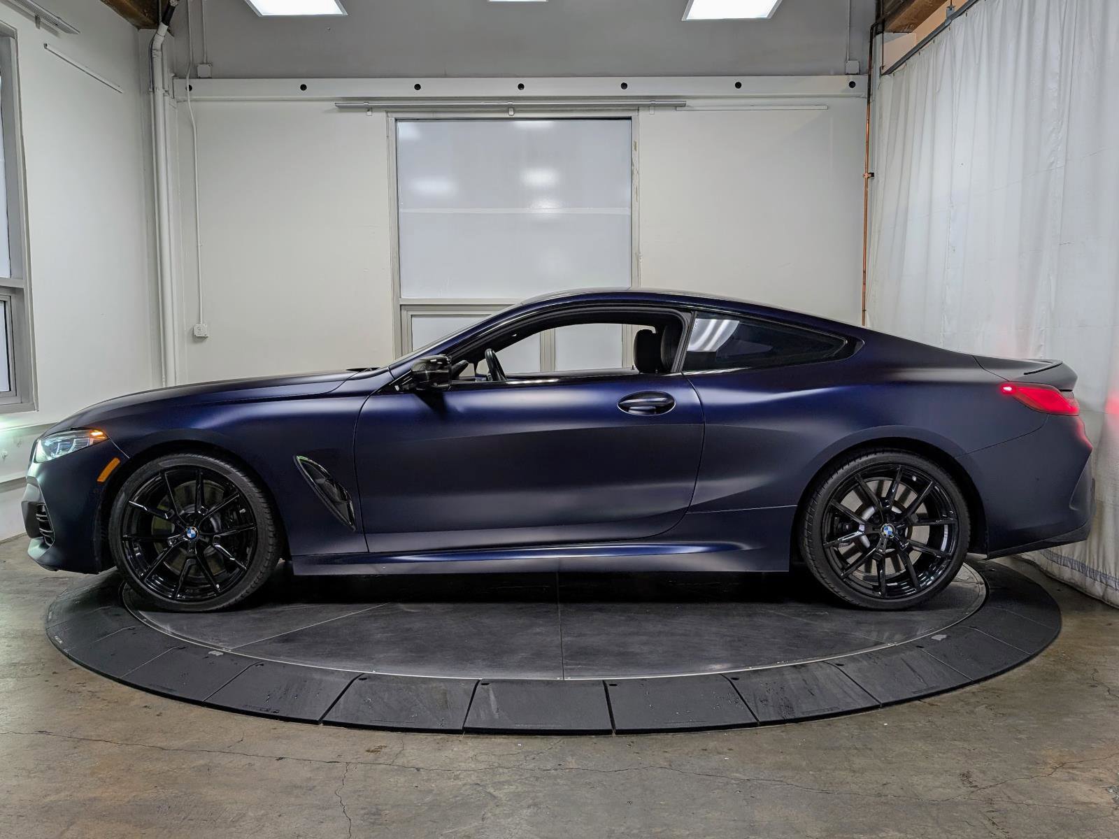 Used 2023 BMW M850i xDrive Coupe AWD/4WD image 6