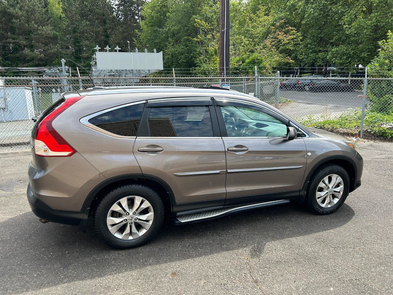 Used 2012 Honda CR-V EX-L image 4