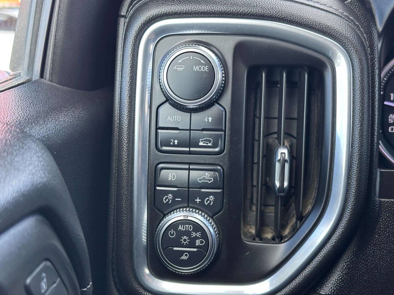 Used 2021 GMC Sierra 1500 Elevation w/ Preferred Package AWD/4WD image 28