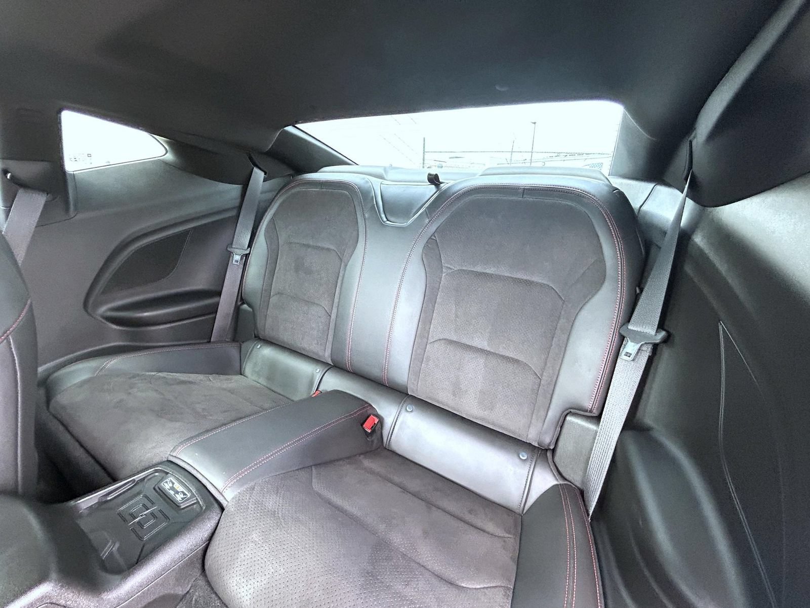Used 2022 Chevrolet Camaro ZL1 RWD image 18