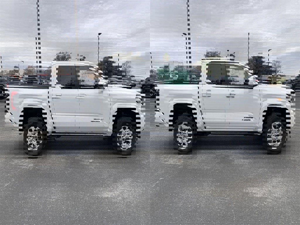 New 2026 Toyota Tacoma SR5 image 4