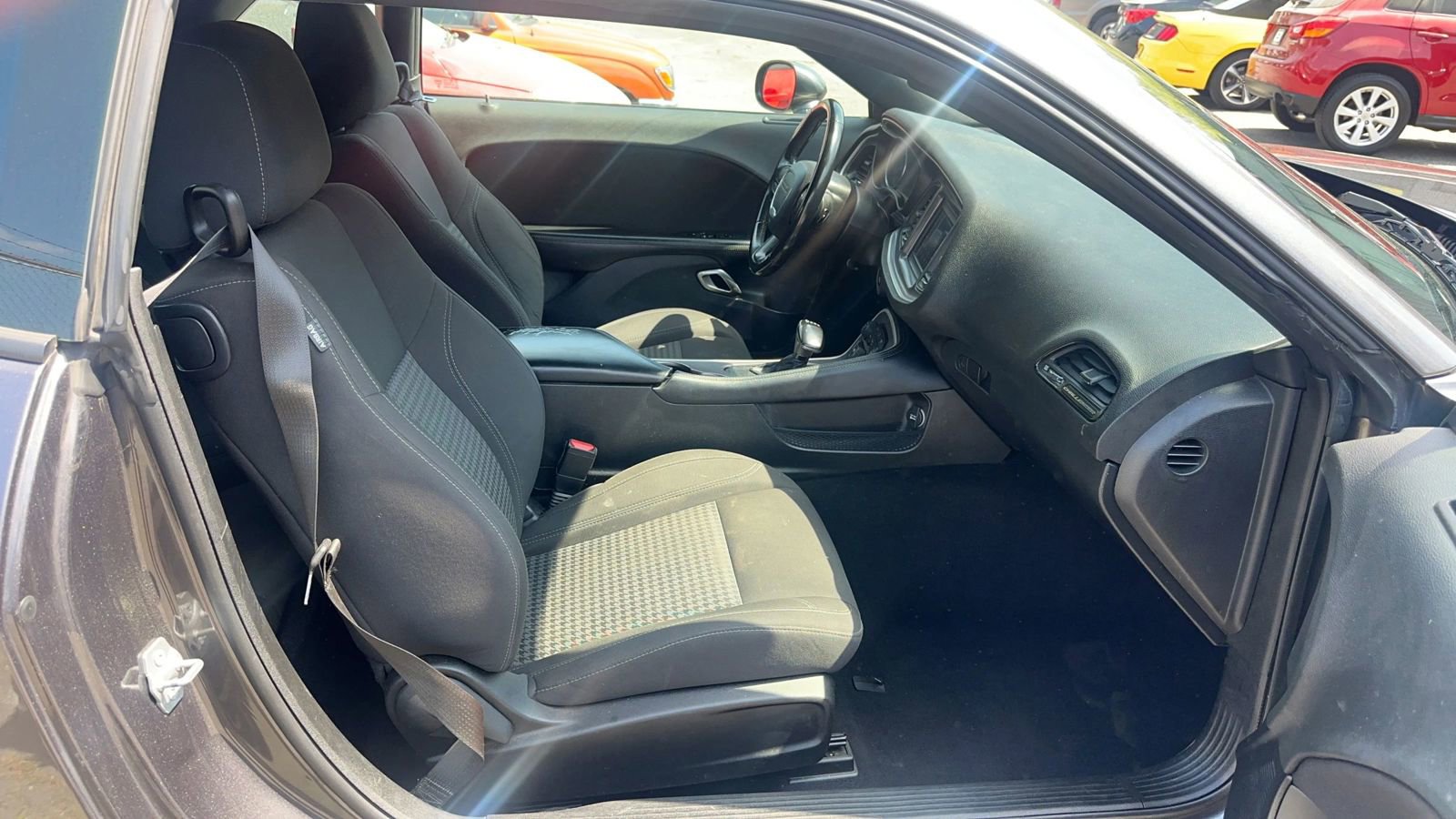 Used 2021 Dodge Challenger SXT w/ Driver Convenience Group RWD image 7
