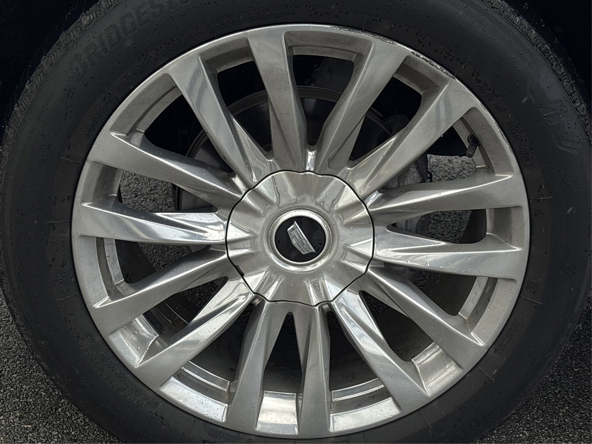 Used 2022 Cadillac Escalade ESV Premium Luxury image 13