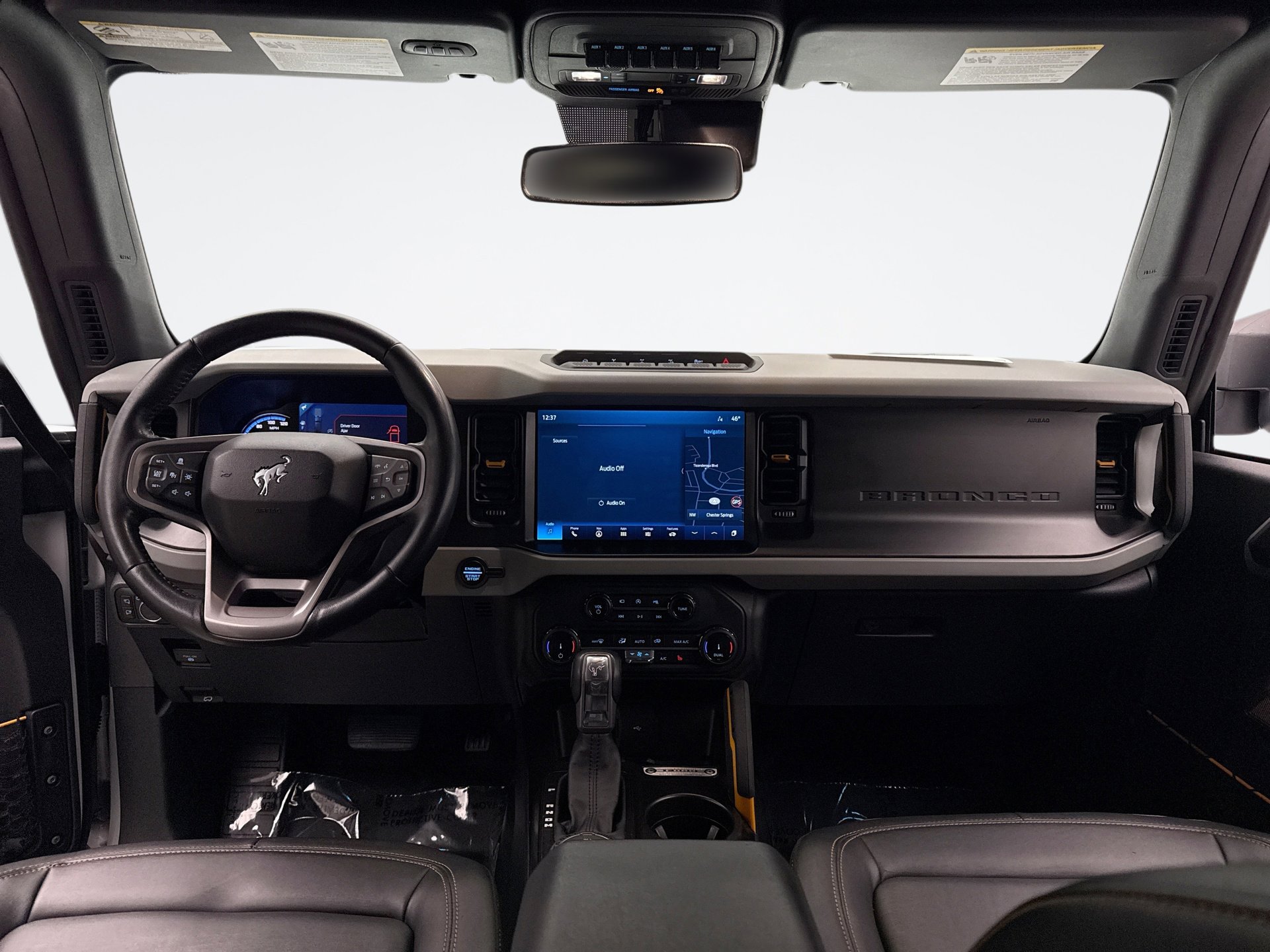 Used 2022 Ford Bronco Badlands image 14