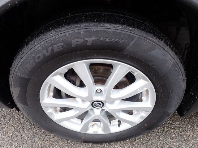 Used 2018 Nissan Rogue SV AWD/4WD image 12