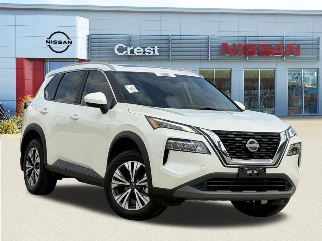Used 2023 Nissan Rogue SV w/ SV Premium B Package FWD image 1