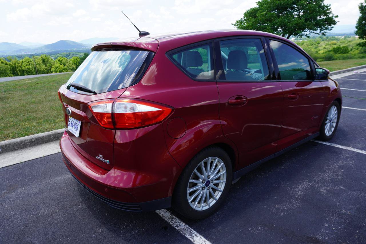 Used 2015 Ford C-MAX SE w/ Equipment Group 201A FWD image 16
