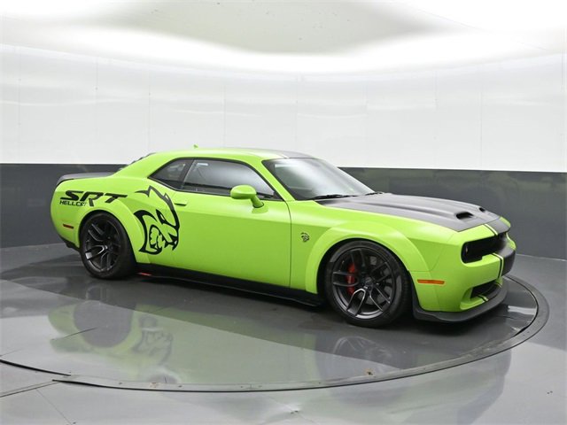 Used 2019 Dodge Challenger SRT Hellcat image 2