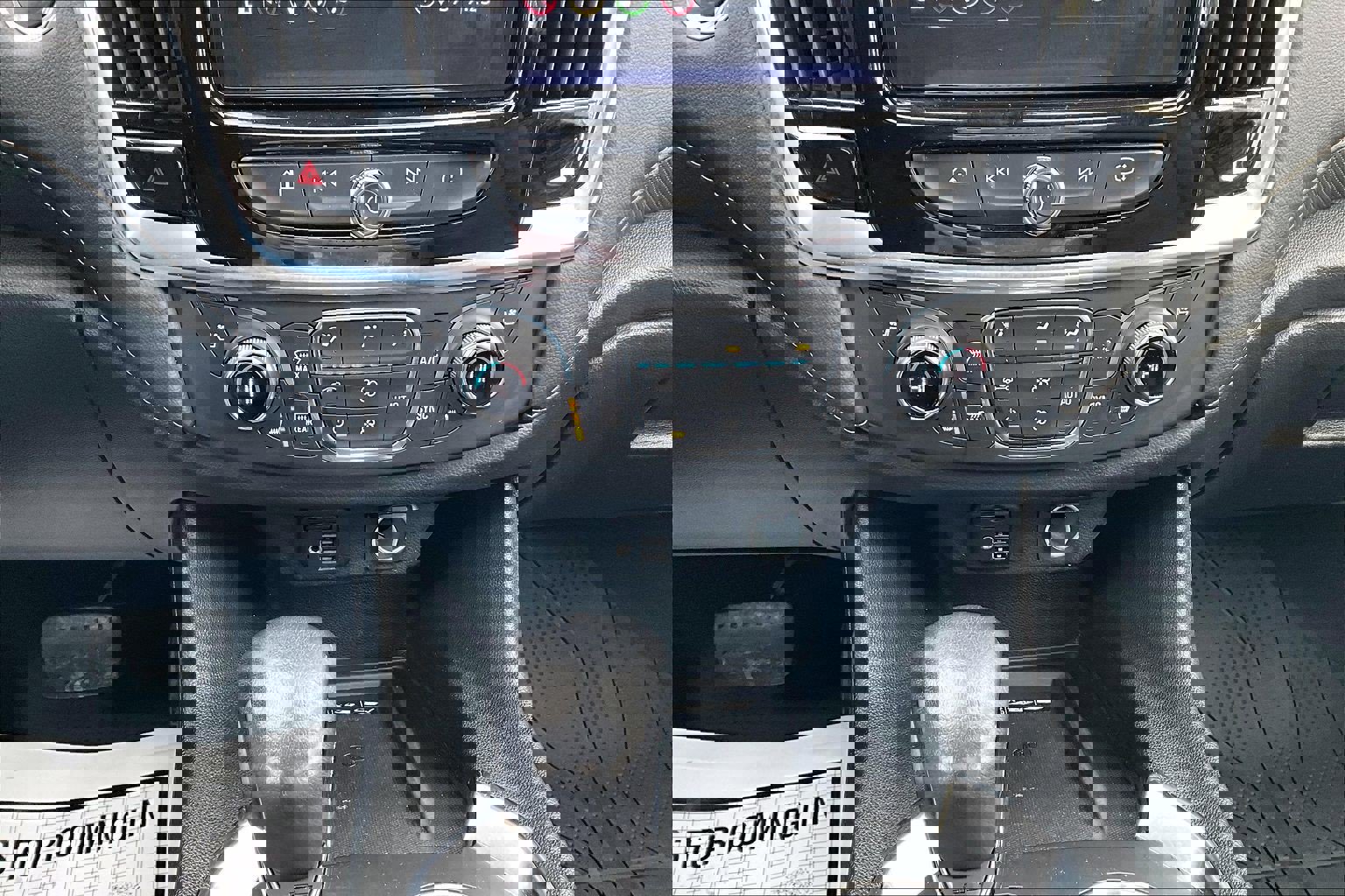 Used 2021 Chevrolet Traverse Premier w/ Redline Edition image 15