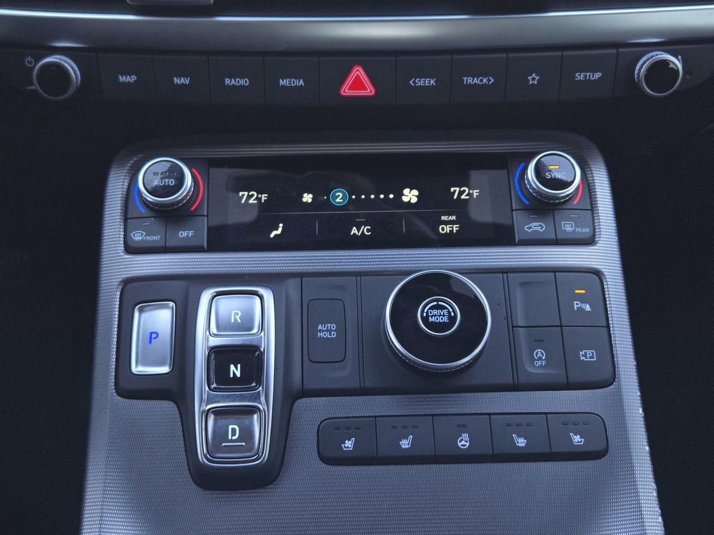 Used 2024 Hyundai Palisade Calligraphy image 14