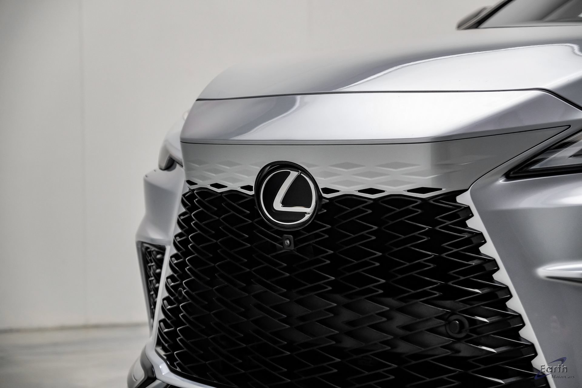 Used 2023 Lexus RX 500h F Sport w/ Cold Area Package AWD/4WD image 31