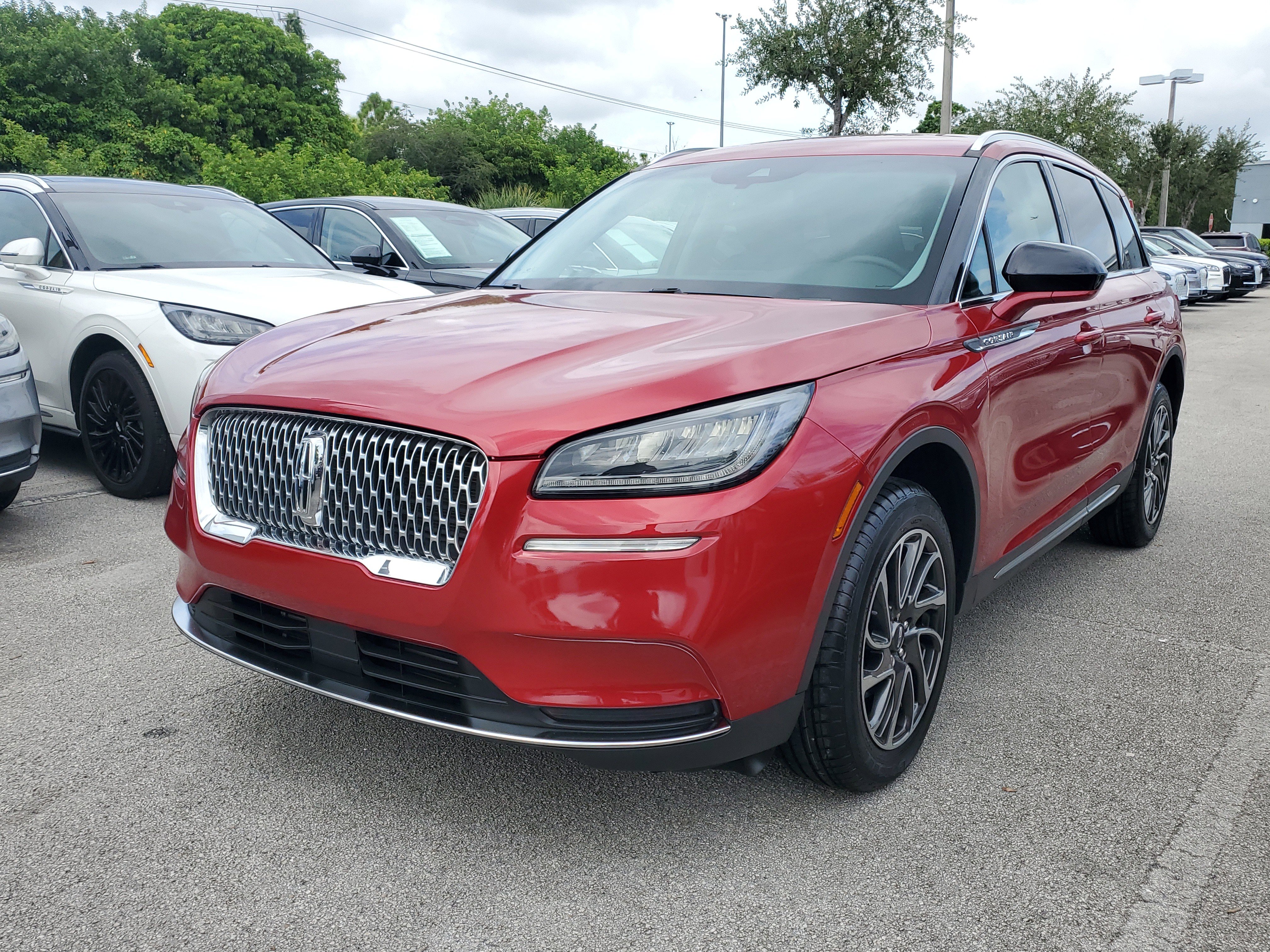 Certified 2020 Lincoln Corsair FWD image 3