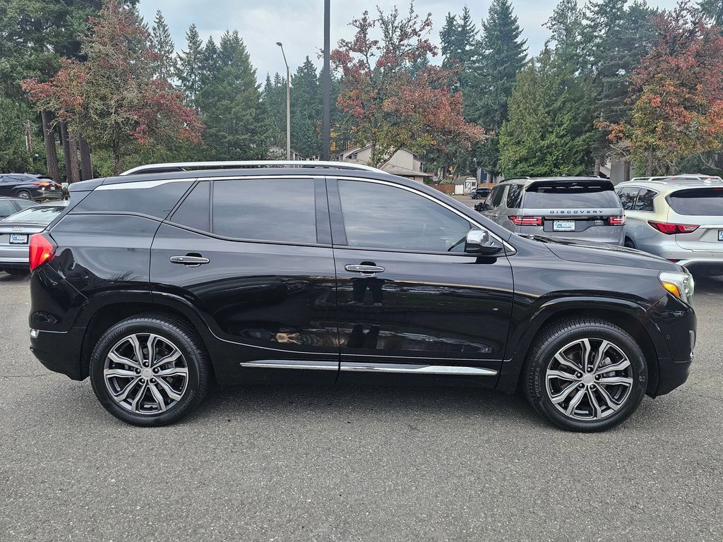 Used 2018 GMC Terrain Denali w/ Advanced Safety Package image 4