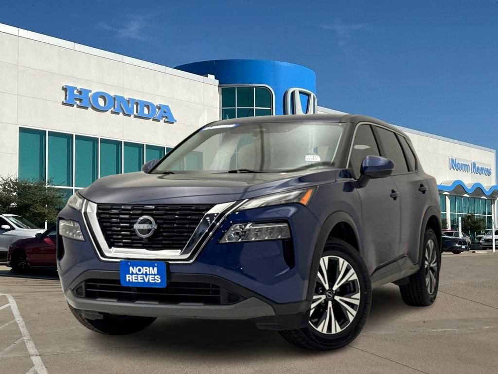 Used 2022 Nissan Rogue SV image 1