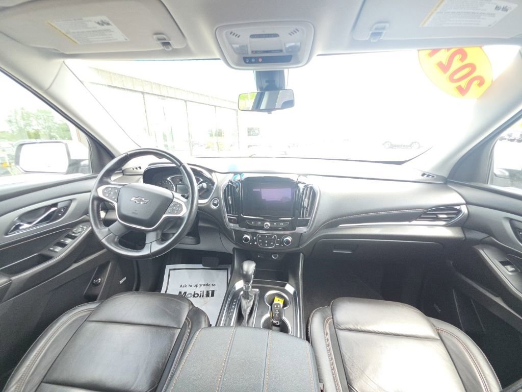 Used 2021 Chevrolet Traverse RS AWD/4WD image 19