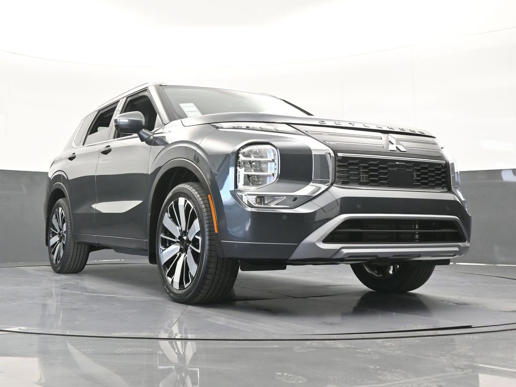 New 2026 Mitsubishi Outlander SEL FWD image 63