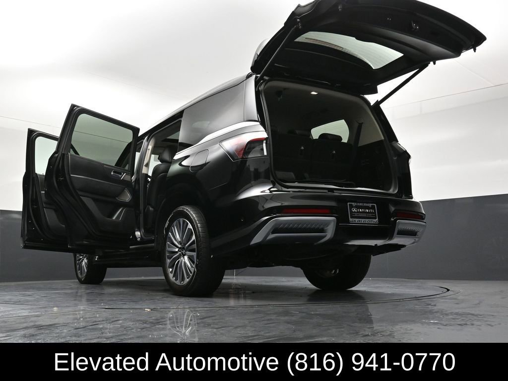 Used 2025 INFINITI QX80 Sensory image 42