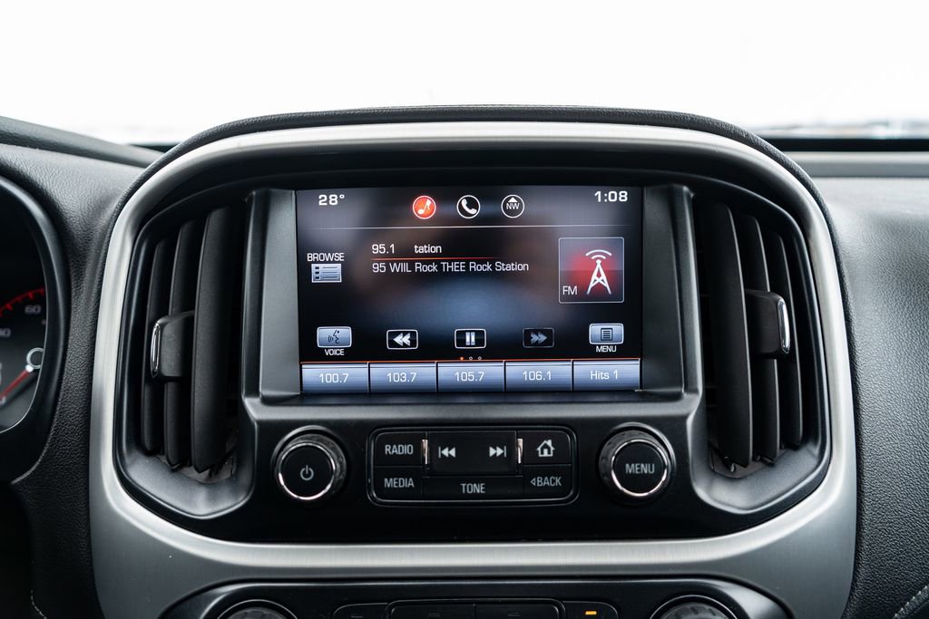 Used 2015 GMC Canyon SLE image 29