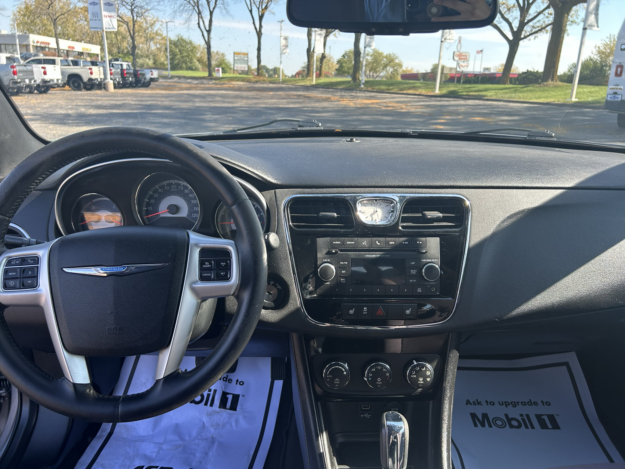 Used 2014 Chrysler 200 Touring w/ Cold Weather Group FWD image 9