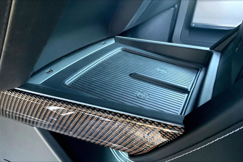 New 2026 Cadillac Vistiq Sport image 19