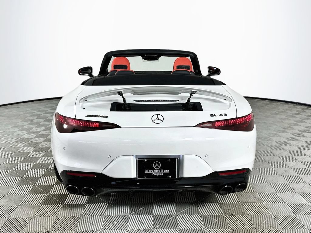 Used 2026 Mercedes-Benz SL 43 AMG w/ Driver Assistance Package image 6