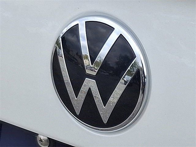 Used 2023 Volkswagen Jetta SE image 30