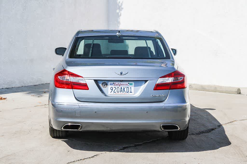 Used 2014 Hyundai Genesis 3.8 w/ Technology Package 03 RWD image 5
