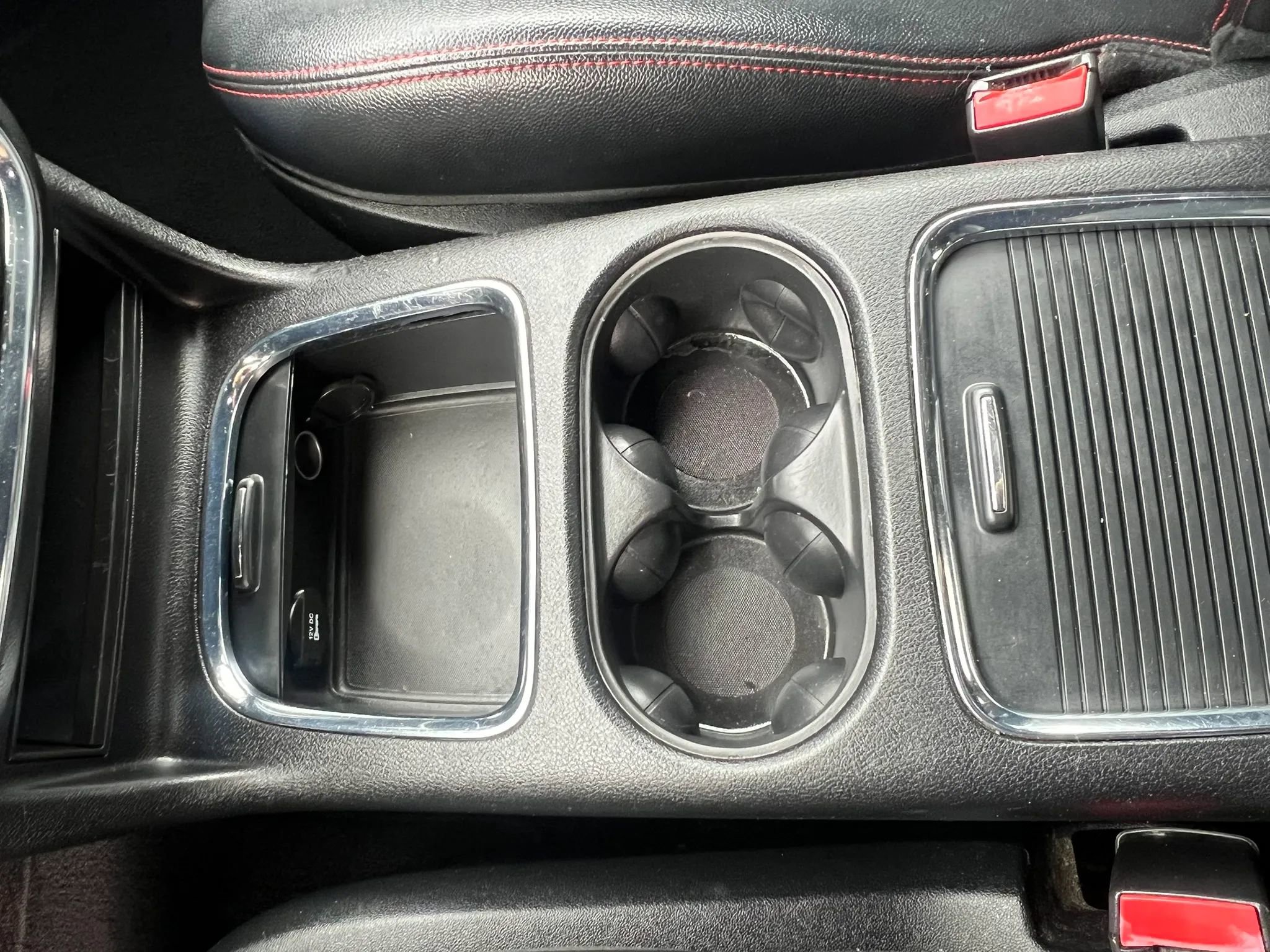 Used 2016 Dodge Grand Caravan R/T FWD image 21