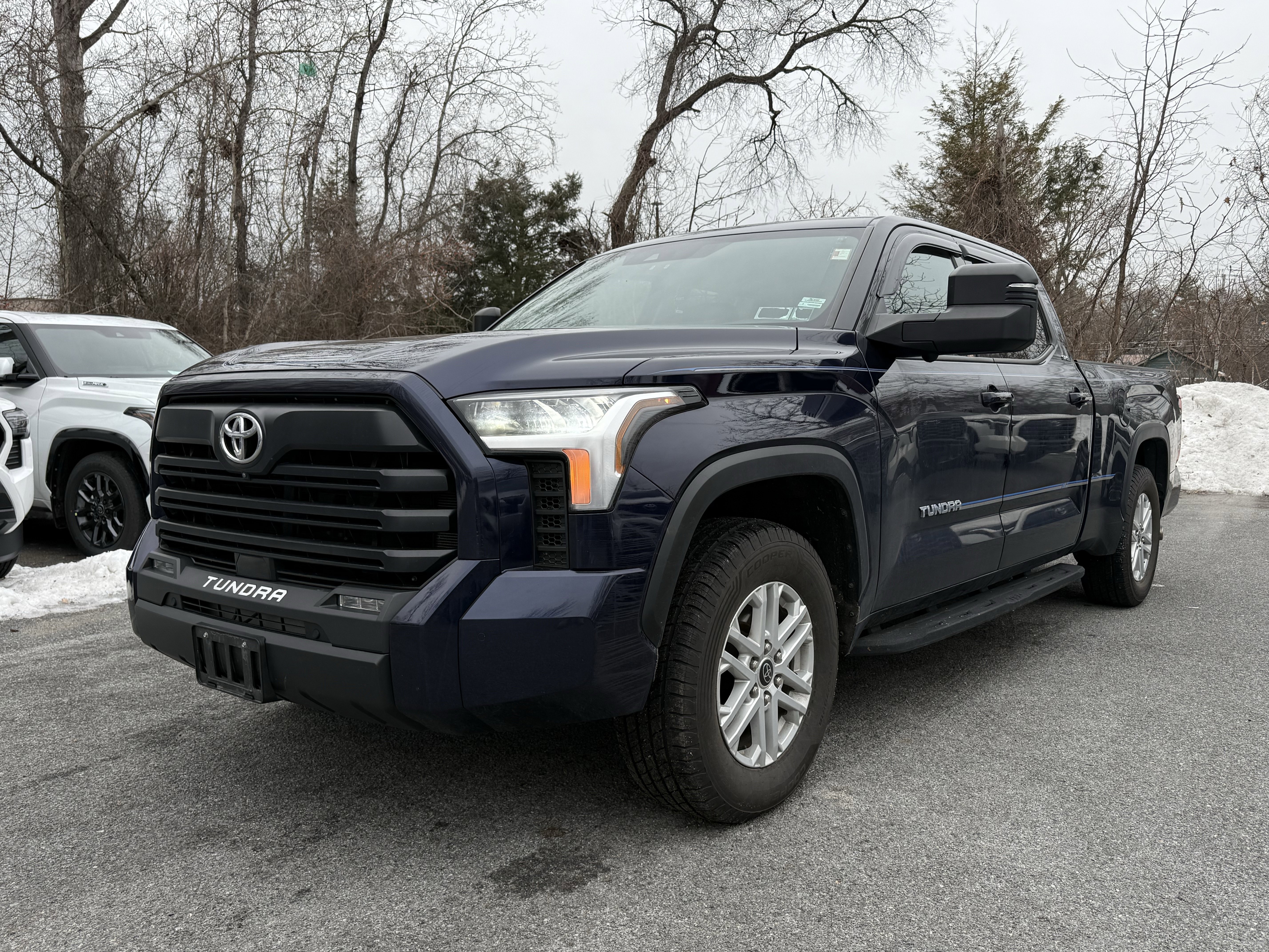Used 2022 Toyota Tundra SR5 image 1