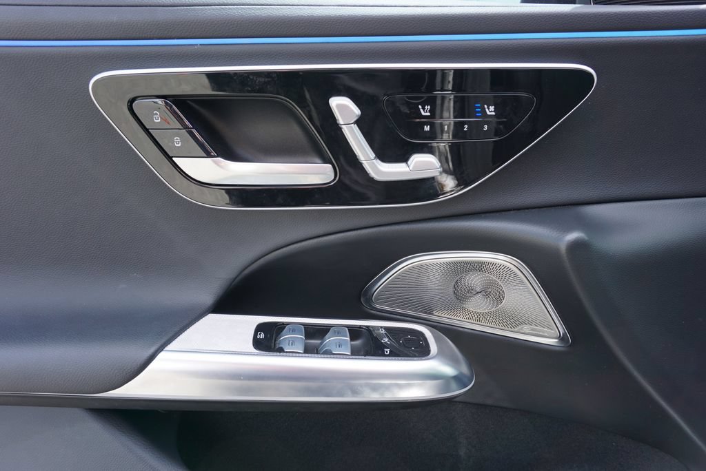 Certified 2024 Mercedes-Benz E 350 4MATIC Sedan image 9