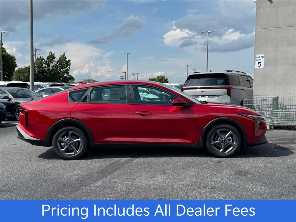 New 2026 Kia K4 FWD image 2