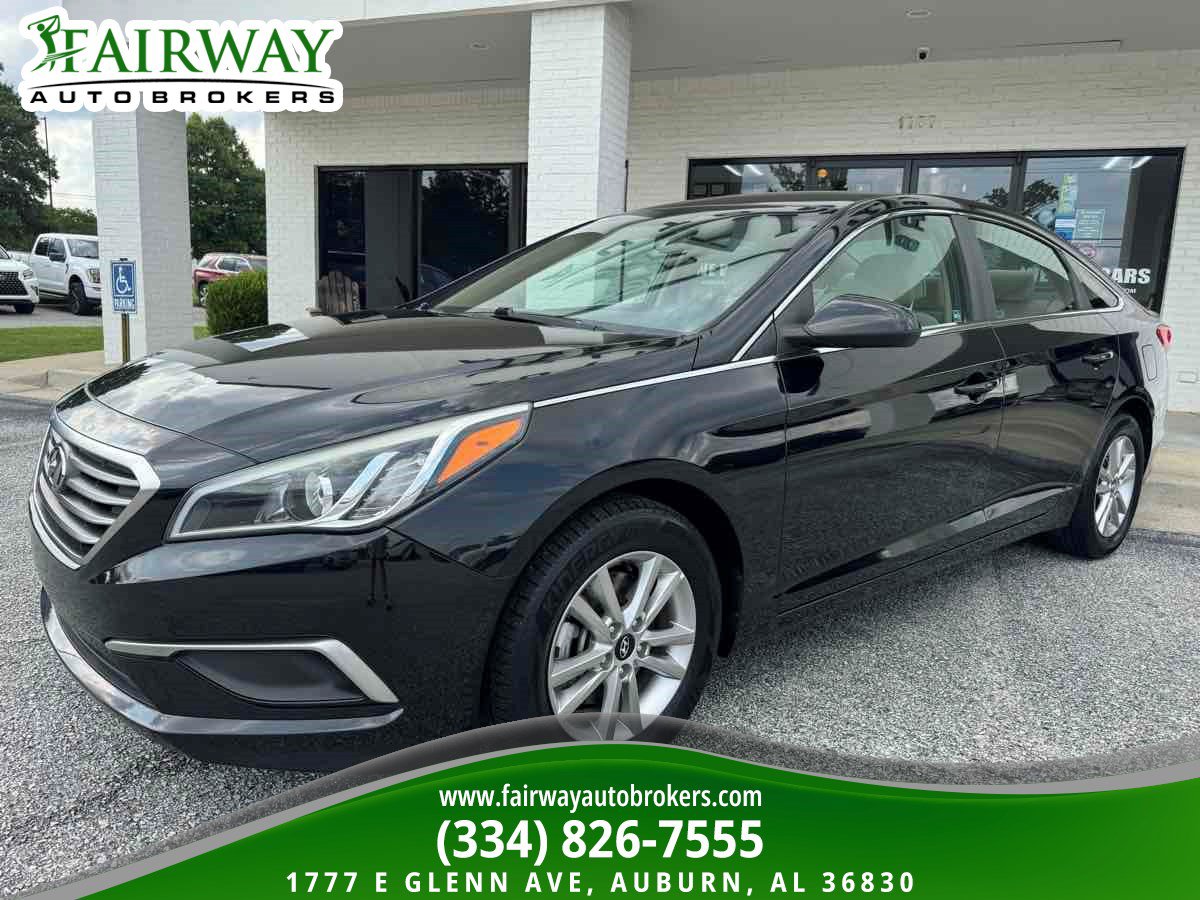 Used 2017 Hyundai Sonata SE FWD image 3