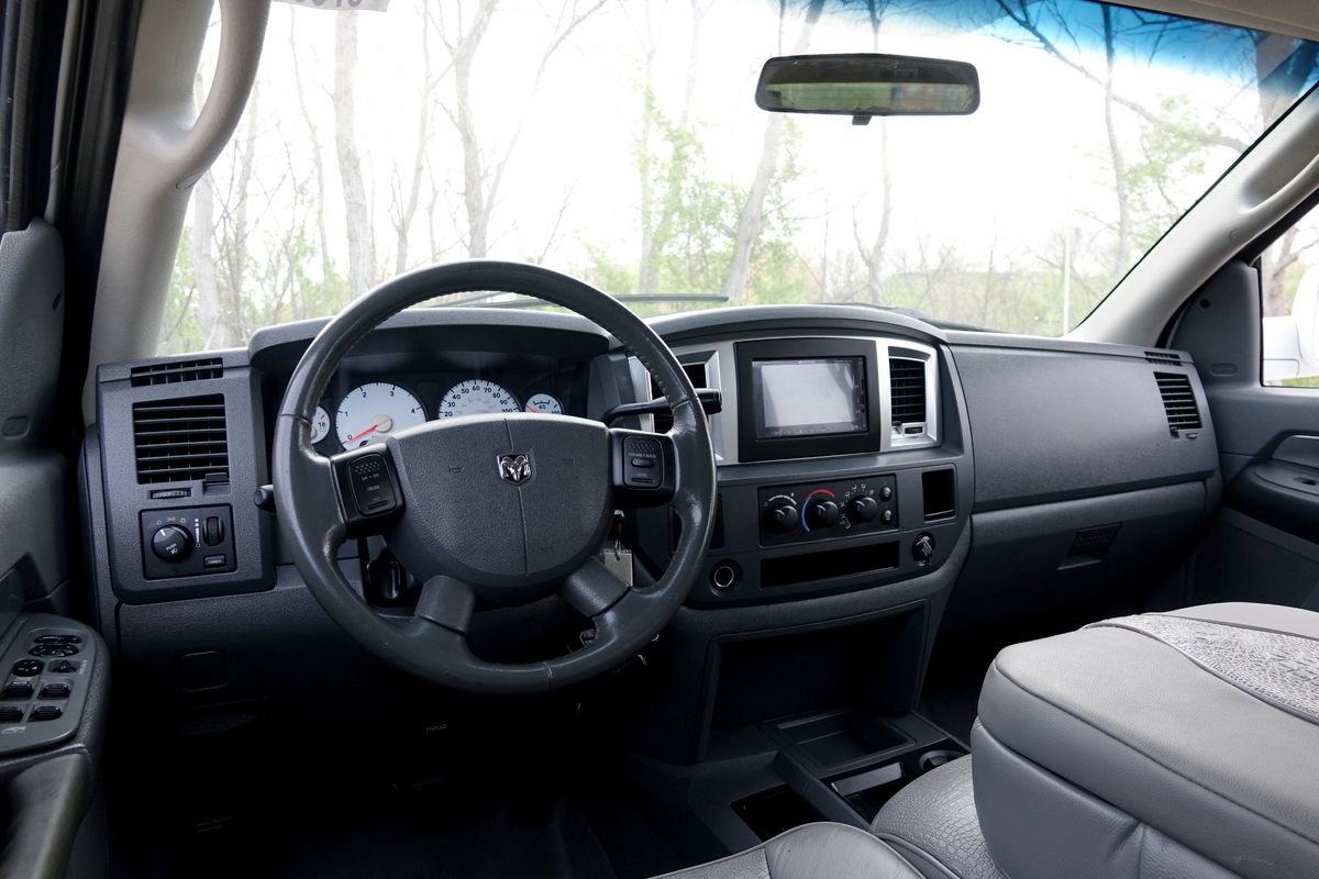 Used 2007 Dodge Ram 3500 Truck SLT AWD/4WD image 47