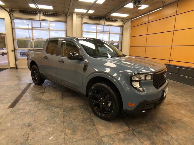 New 2025 Ford Maverick XLT w/ XLT Luxury Package AWD/4WD image 1
