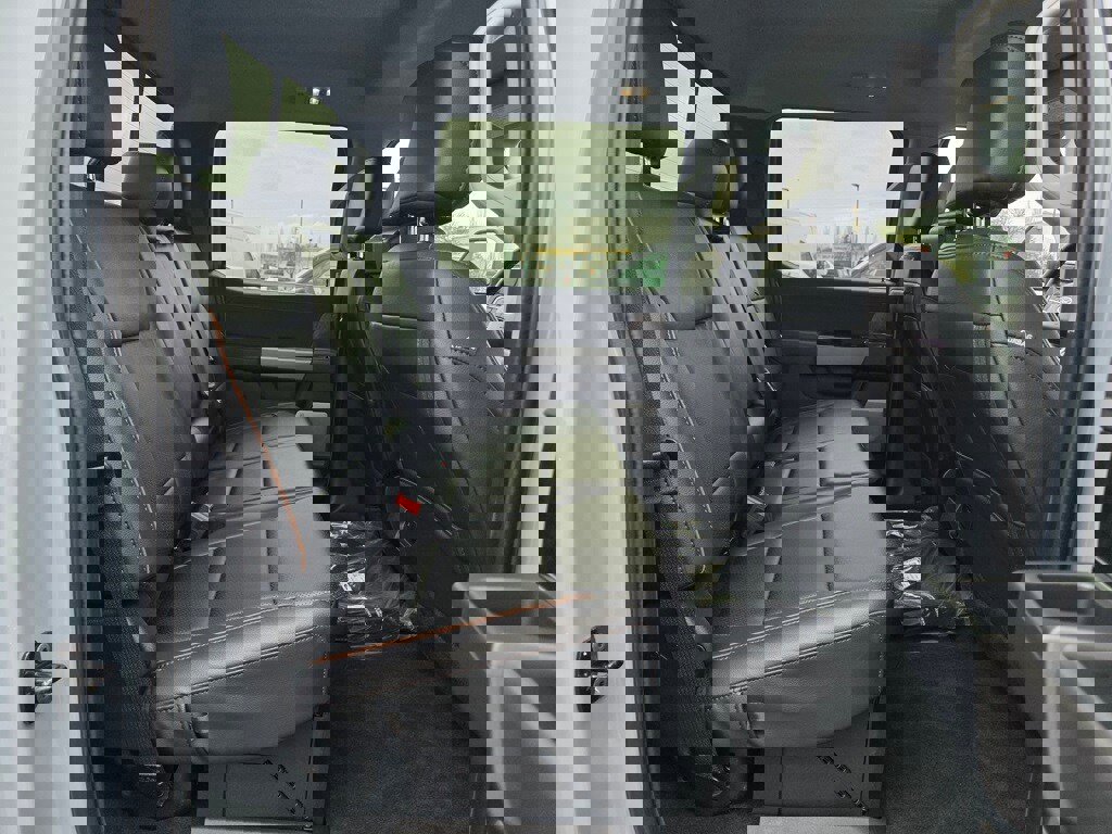 New 2026 Ford F350 Lariat w/ Chrome Package image 23