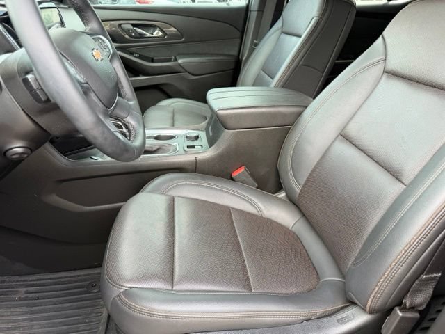 Used 2023 Chevrolet Traverse High Country AWD/4WD image 14