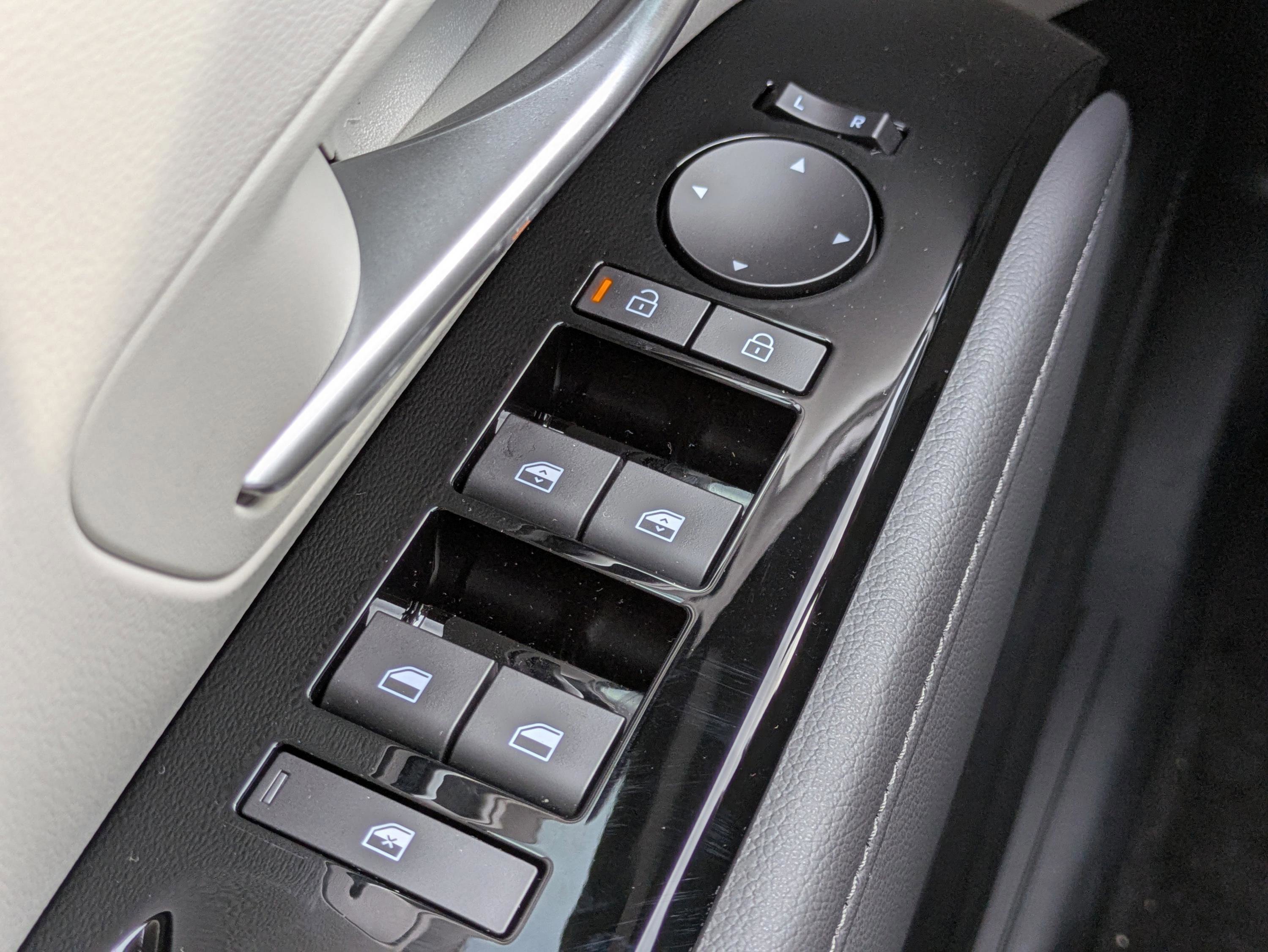 New 2026 Hyundai Tucson Limited image 27